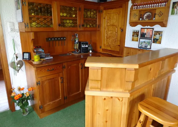 Aigner Πανσιόν